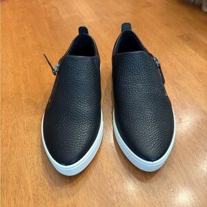 Ecco Black Leather women’s side-zip sneakers, size 5, NWOT